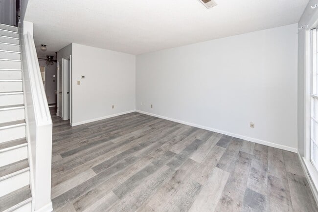 Photo - 2 Bedroom, 1.5 Bathroom Townhome - Summerville