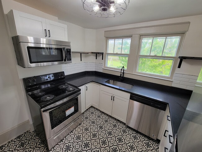 316 Fairview Ave