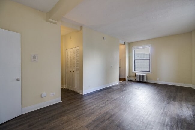 New Cadillac Square Apartments