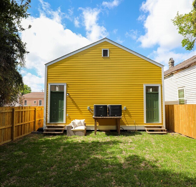Photo - 2415 1st St Unit 2415
