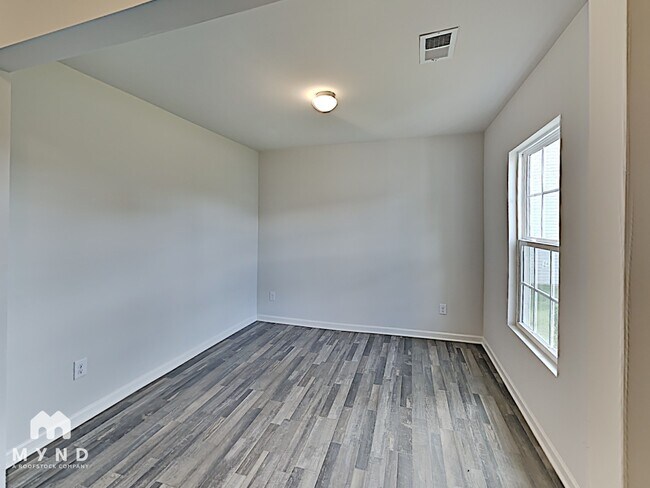 Photo - 785 Dove Tree Ln