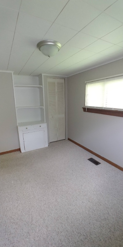 Photo - 136 E Wadsworth Cir