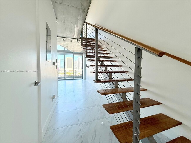Photo - 690 SW 1st Ct Unidad 1215