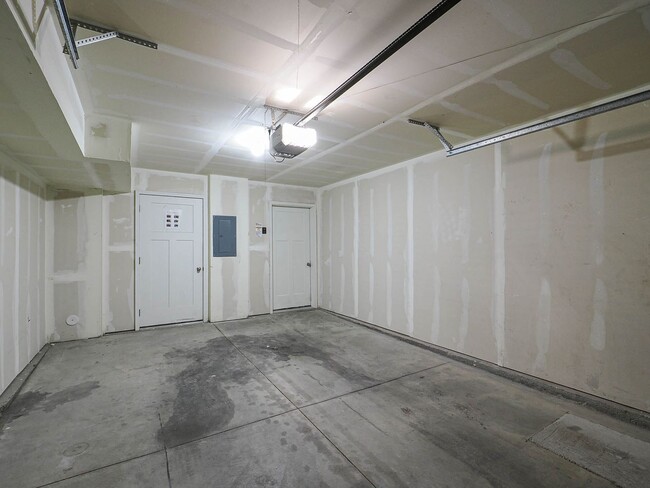 Photo - RES_WHITE_8178 Unit RES_WHITE_8178