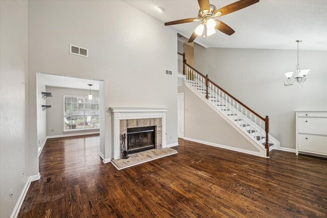 Photo - 3315 Kings Mountain Dr