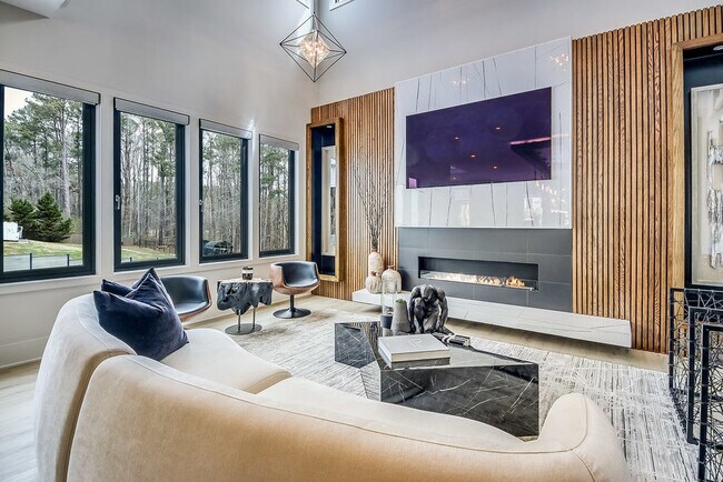 Building Photo - 4030 W Stubbs Rd