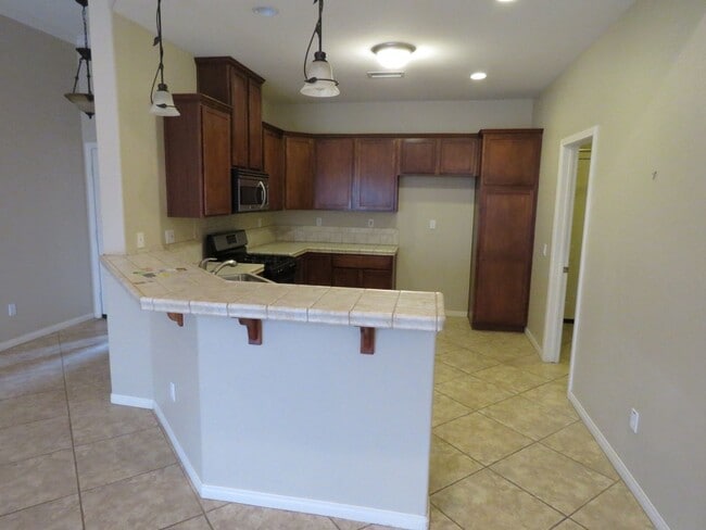 Photo - Beautiful 3/2 in the heart of JT!