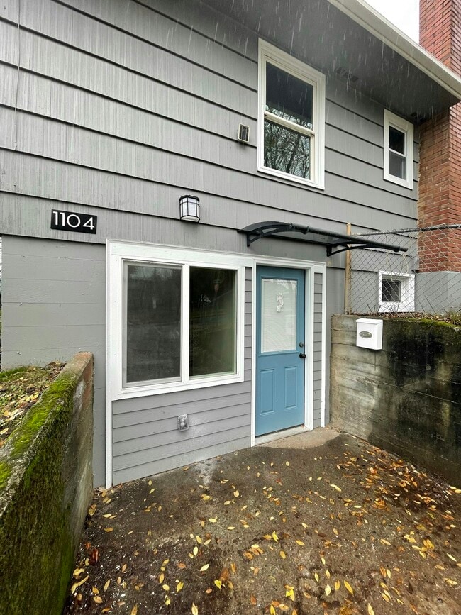 Photo - 1104 Sidney Ave