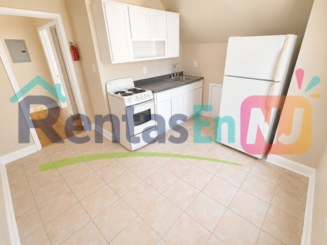 Photo - 152 Chadwick Ave Unit 3