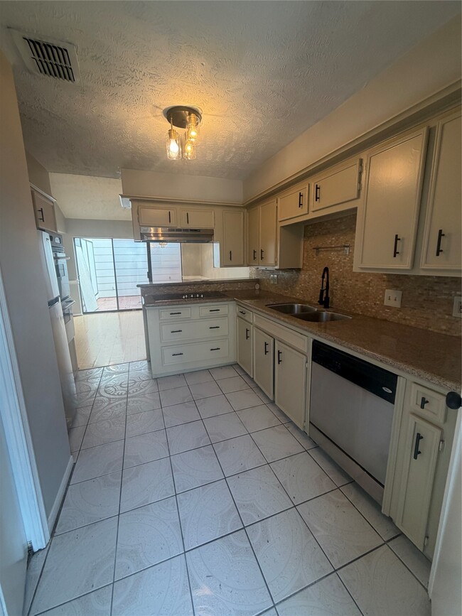 Photo - 36 Pinehurst Ln