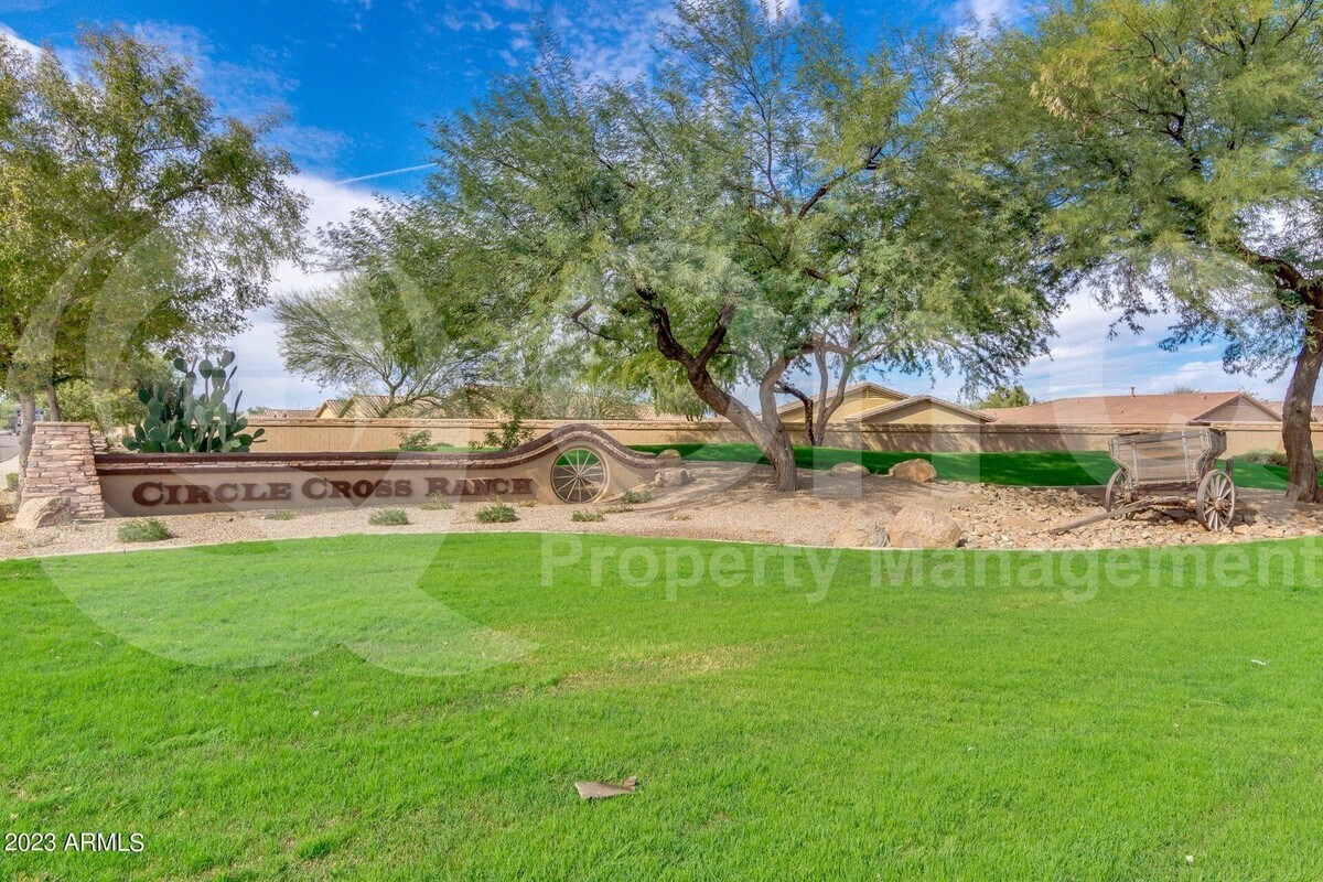 Photo - 1450 W Danish Red Trail Casa