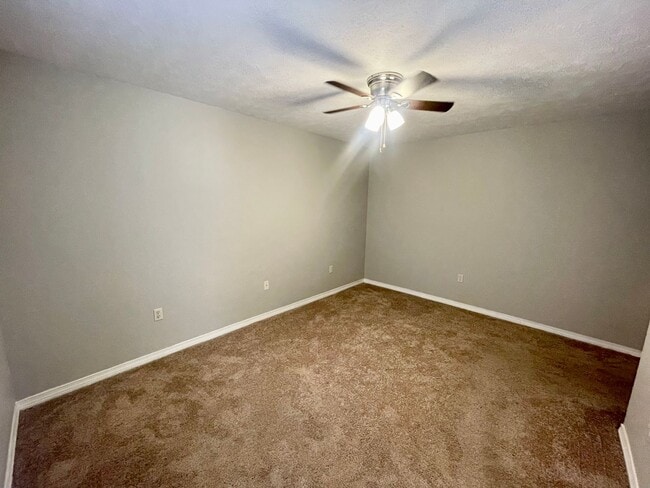 Photo - 581 Dexter Dr Unidad A