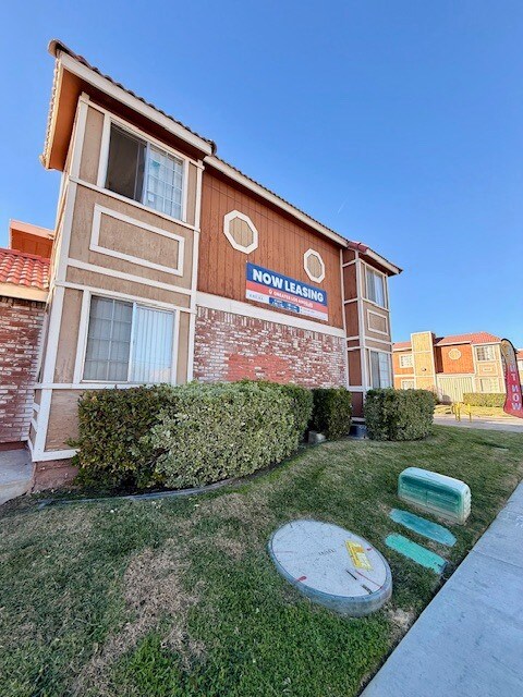 Photo - Colonial Terrace Apartments