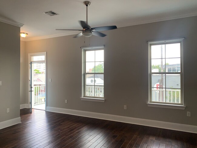 Photo - 2512 Valence St Unidad 2512 Valence St.