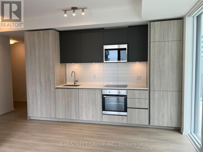 Photo - 8 Widmer St Unit 2112