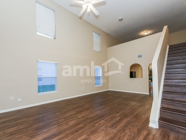 Photo - 87211 Kipling Dr