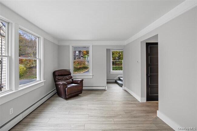 Photo - 122 Liberty Ave