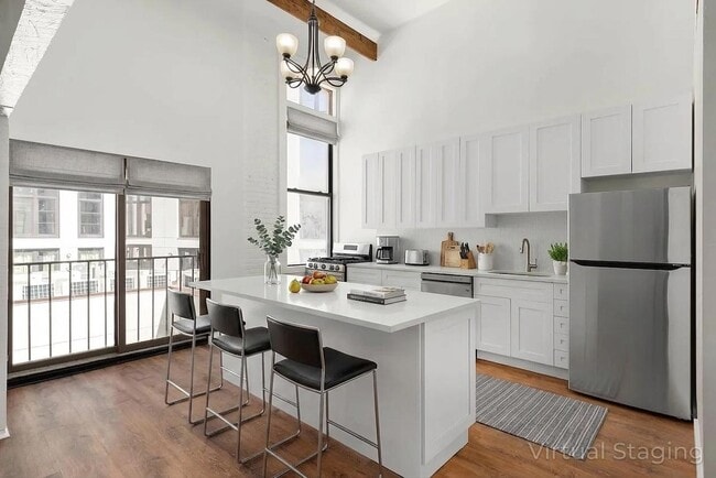 Photo - 307 W 121st St Unidad 4