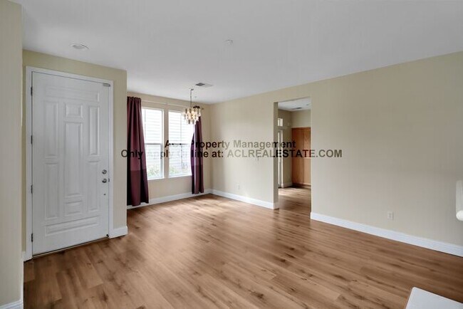 Photo - 1186 Cherrybrooke Commons