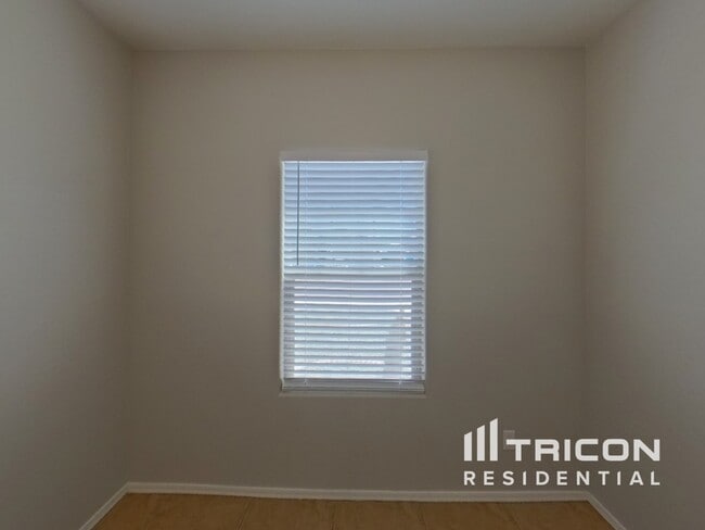 Photo - 5024 S 99th Dr