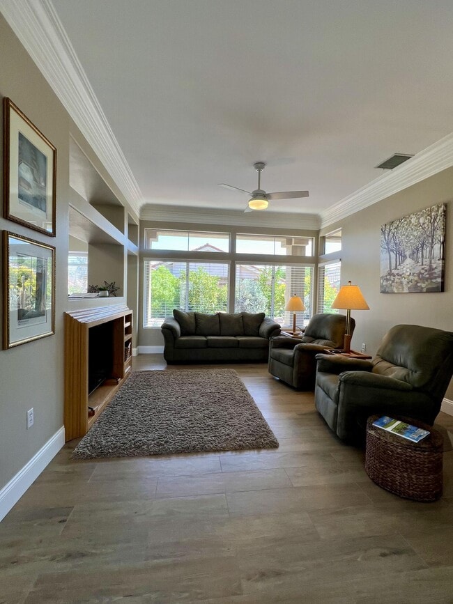 Photo - 37358 Westridge Ave