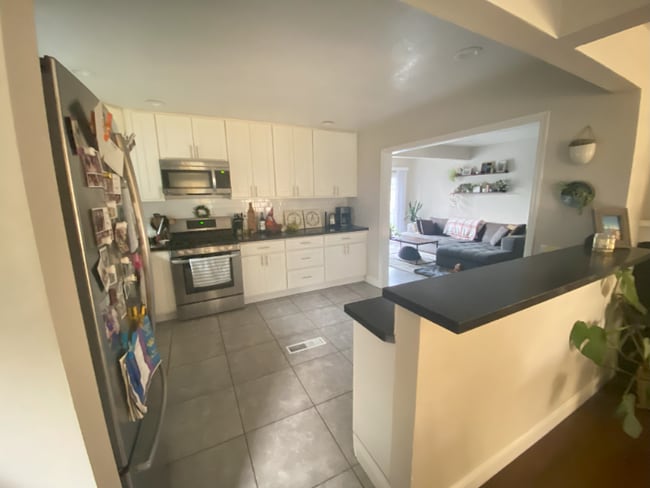 Photo - 615 Fremont Way