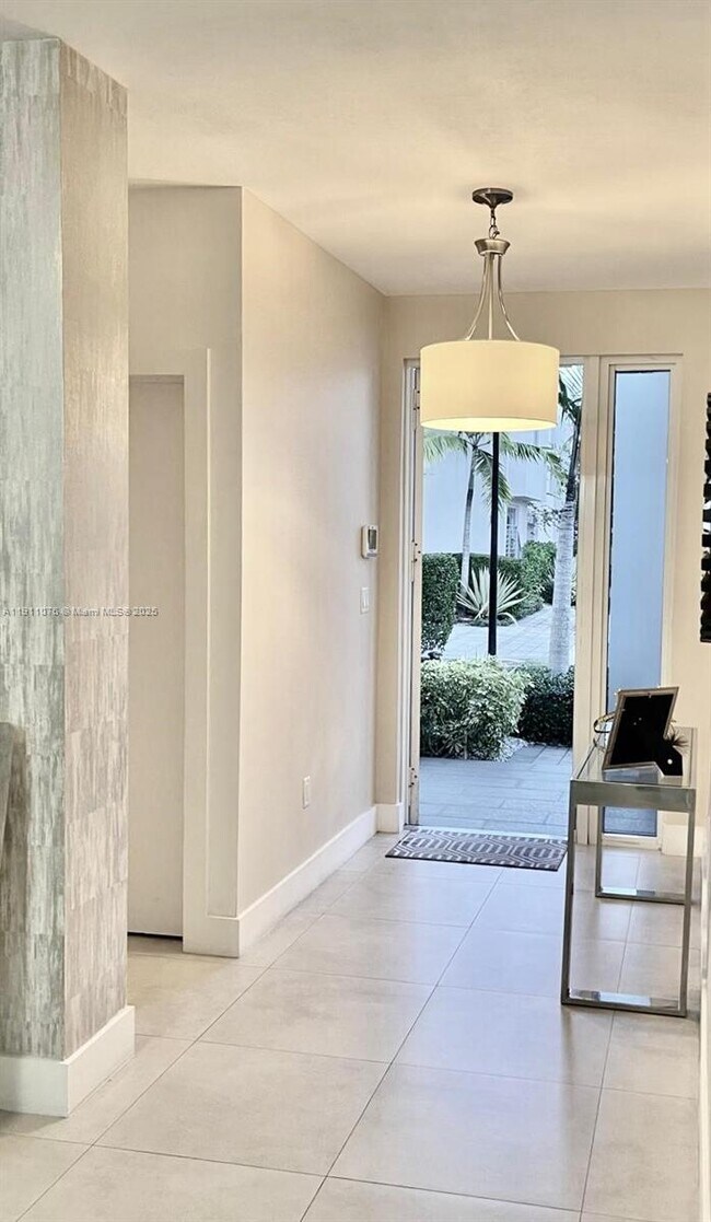 Photo - 6846 NW 103rd Ave