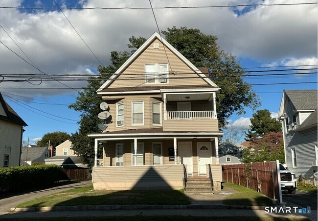 Building Photo - 148 Alfred St Unit 3