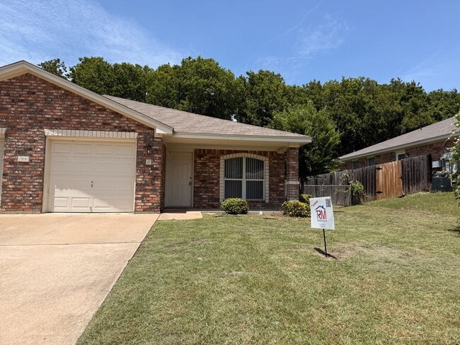Building Photo - 311 Jeff Gordon Dr Unit 311-A Jeff Gordon Dr, HH