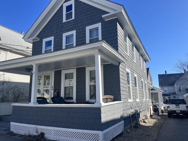 Front of House - 44 N Spring St Unit Front