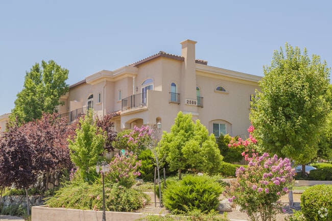 Rocklin Sunset Townhomes