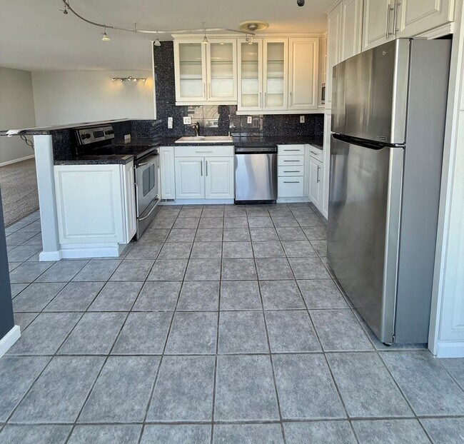 Photo - 280 Island Ave