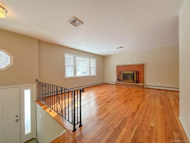 Photo - 106 Gretna Woods Rd