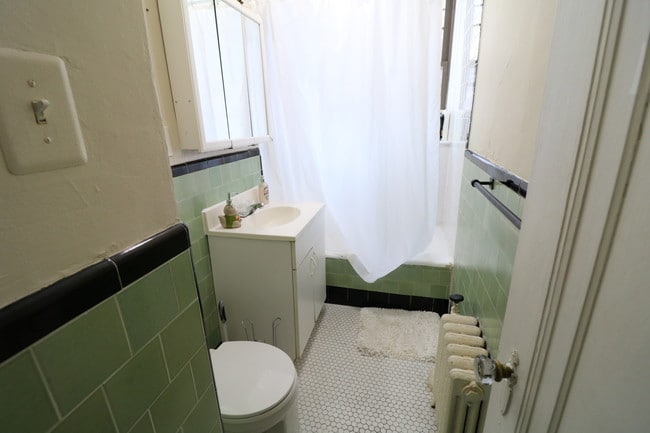 Photo - 2003 Commonwealth Avenue Unit 20