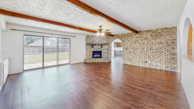 Photo - 4004 S Maple Ave
