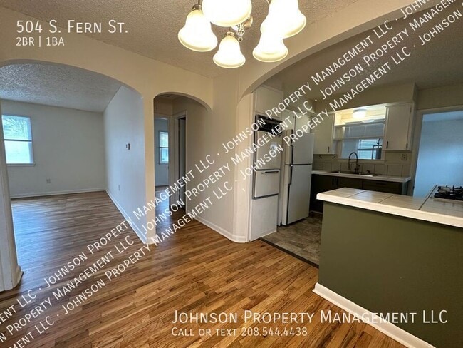 Photo - 504 S Fern St