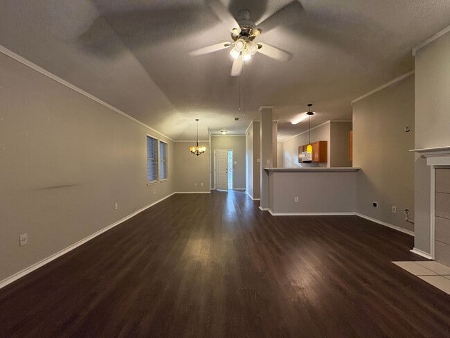 Photo - Charming NWISD 3-2-2