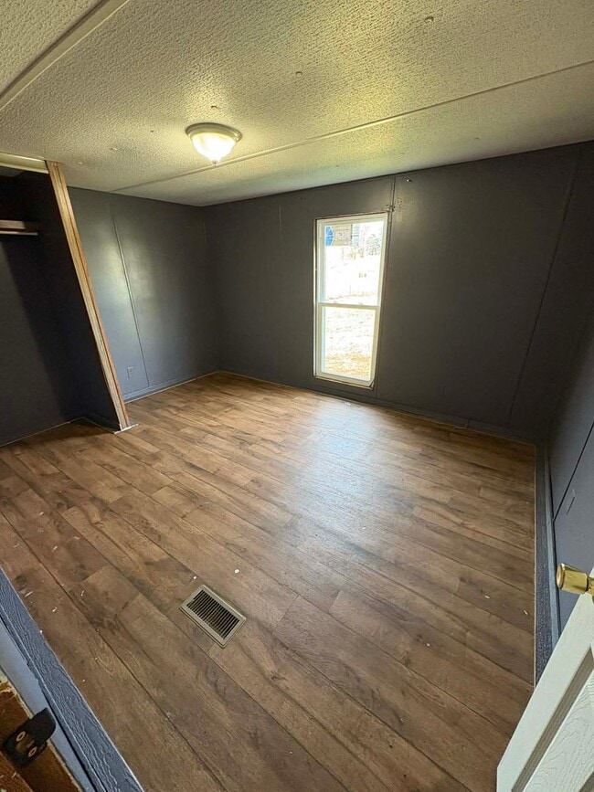 Photo - Country Living!