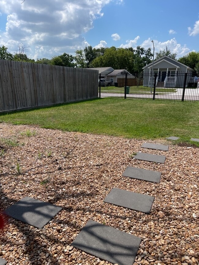 Photo - 7317 Briefway St