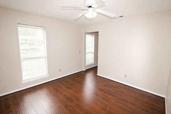 Photo - 3331 Oak Branch Ln
