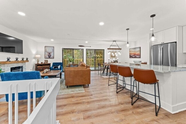 Building Photo - 50 Dogwood Knob Unit Bldg 11 D