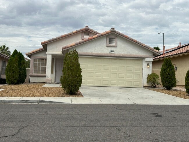 Building Photo - Fully furnished Spring Valley home