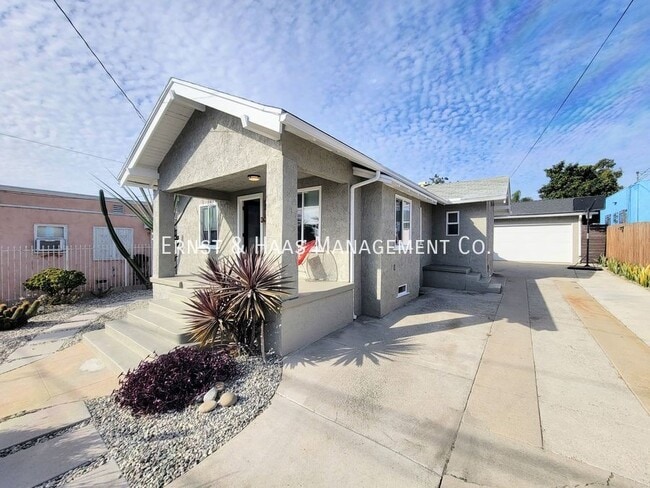 Photo - 3041 E Spaulding St