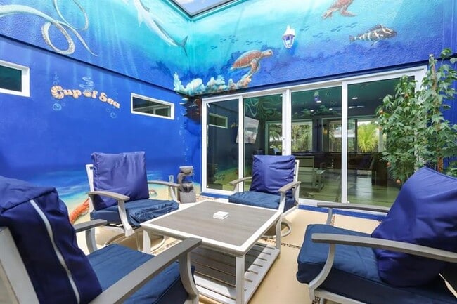 Photo - 608 Malabar Ave