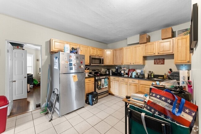 Building Photo - 38 Hurd St Unit 2 Rental