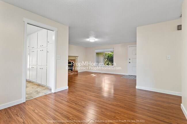 Photo - Cozy Three Bedroom Home in SW Portland!