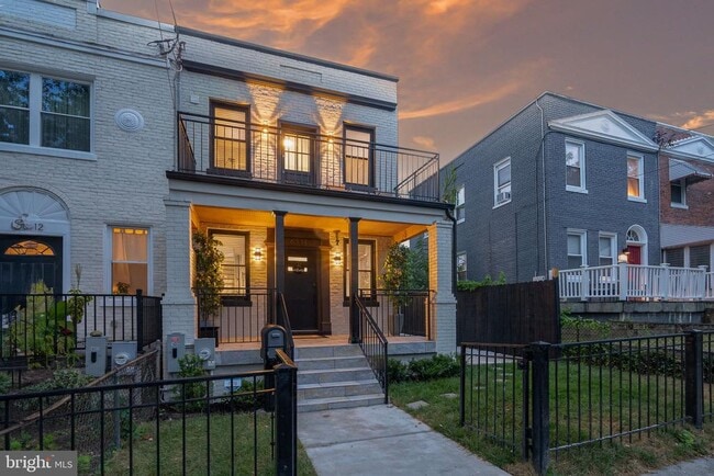 Photo - 6314 7th St NW