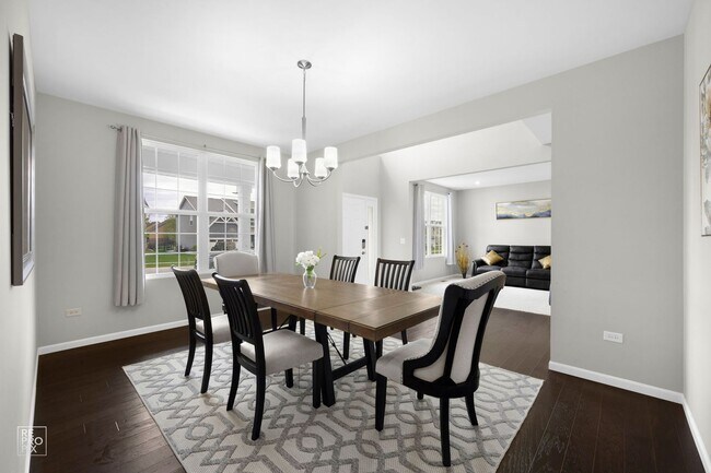 Photo - Luxury Five Bedroom Plainfield Rental