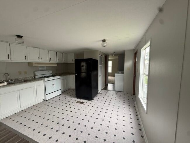 Mobile Home For Sale