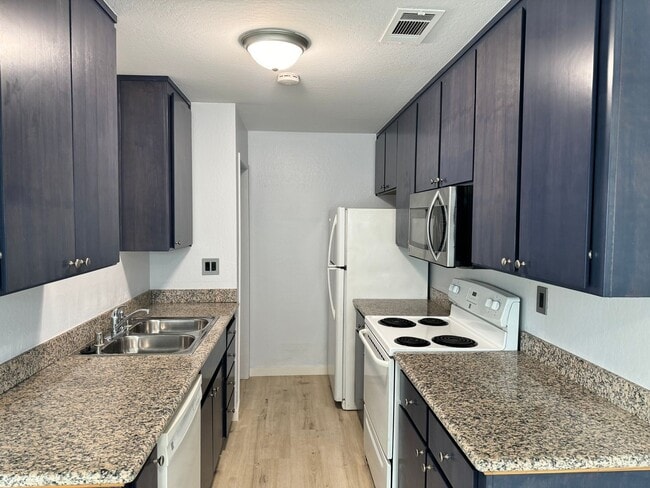 Photo - Updated and Spacious Condo near Shopping a... Unit 3